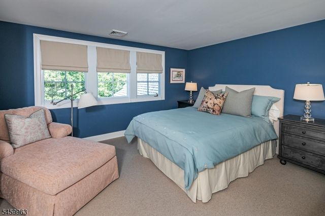102 Rolling Hill Rd, Montgomery Twp., NJ 08558