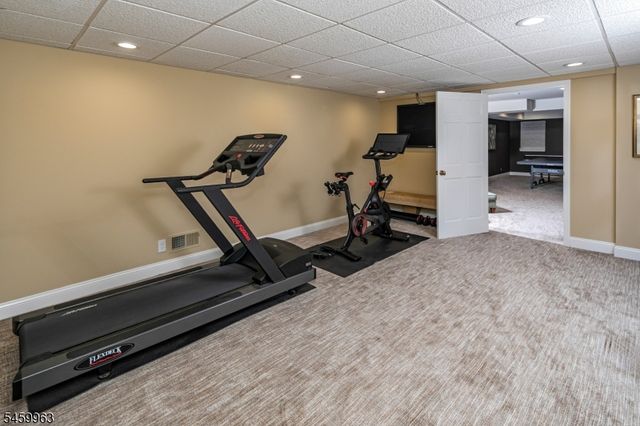 102 Rolling Hill Rd, Montgomery Twp., NJ 08558