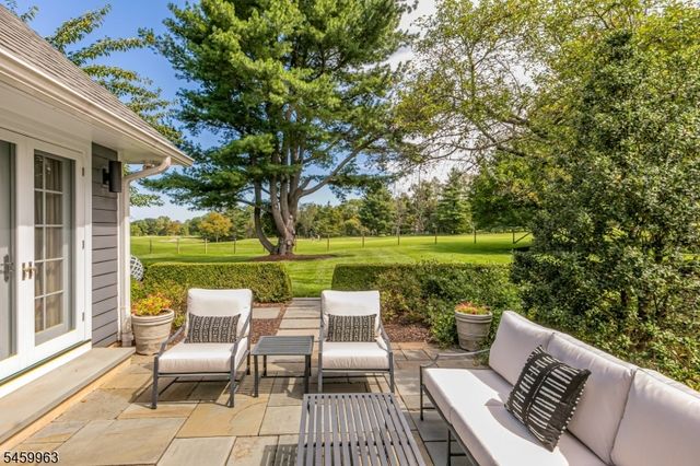 102 Rolling Hill Rd, Montgomery Twp., NJ 08558