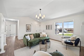 305 S Valley View Drive, Norwalk, IA 50211