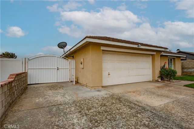 6338 W Avenue J5, Lancaster, CA 93536