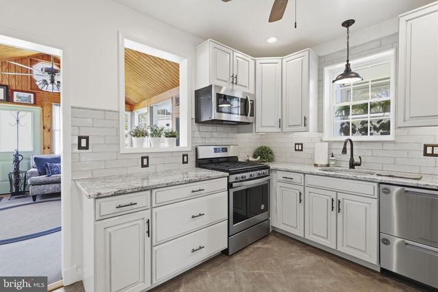 3006 DUNBRIN RD, Baltimore, MD 21222
