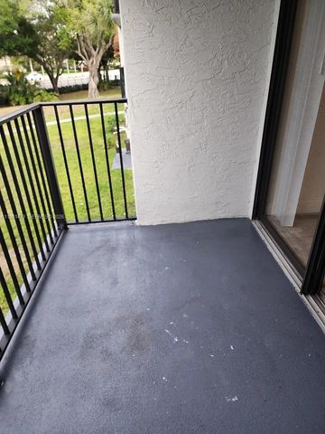 9022 W Atlantic Blvd 223, Coral Springs, FL 33071