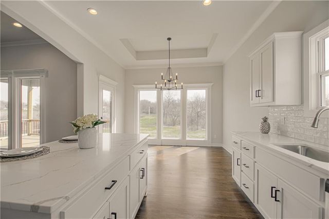 1059 Fir Lane, Liberty, MO 64068