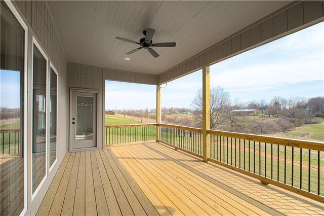 1059 Fir Lane, Liberty, MO 64068