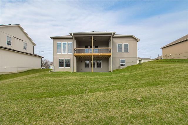 1059 Fir Lane, Liberty, MO 64068