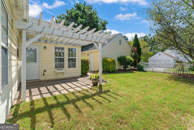 611 Brookwater Drive, Stockbridge, GA 30281