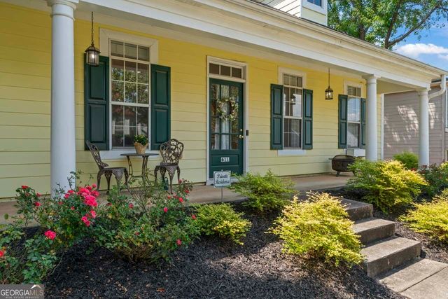 611 Brookwater Drive, Stockbridge, GA 30281