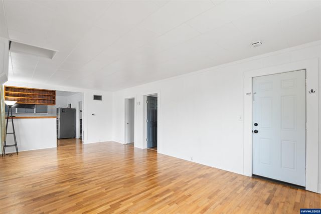 1321 SE Mill St, Roseburg, OR 97470