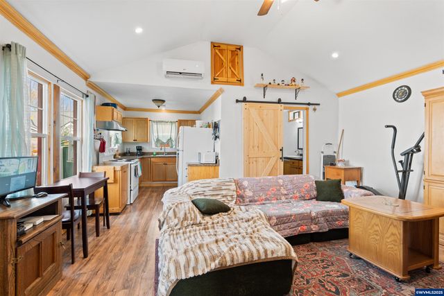 1321 SE Mill St, Roseburg, OR 97470