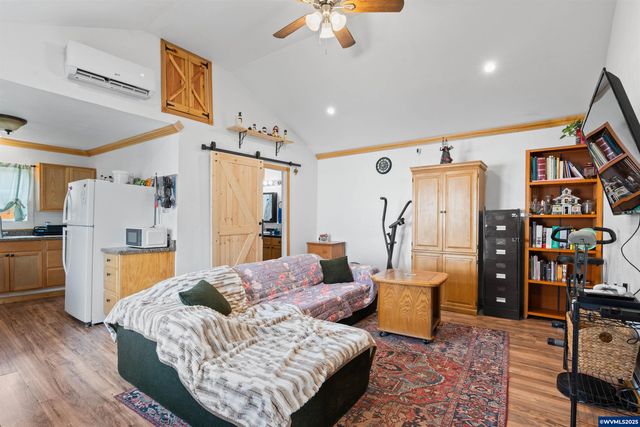 1321 SE Mill St, Roseburg, OR 97470