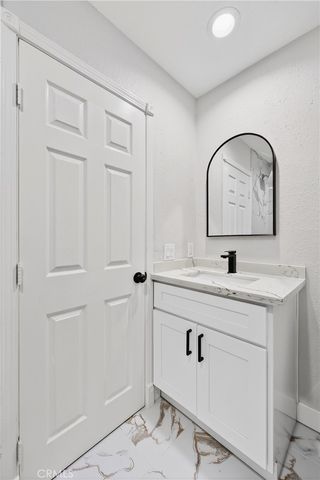 6568 Avenida Mariposa, Jurupa Valley, CA 92509