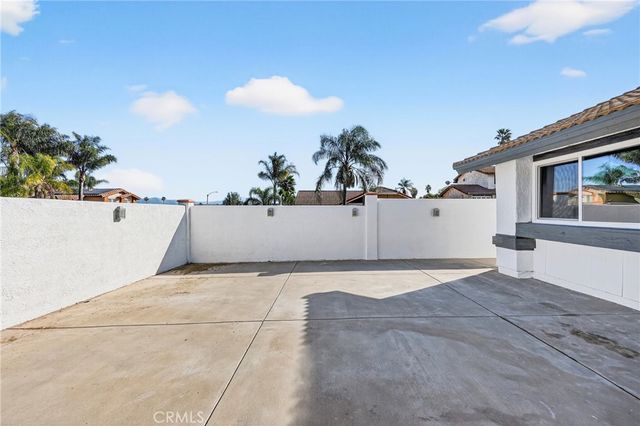 6568 Avenida Mariposa, Jurupa Valley, CA 92509