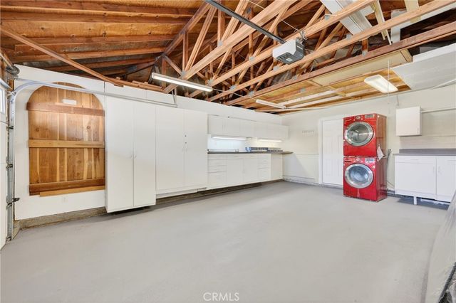 6568 Avenida Mariposa, Jurupa Valley, CA 92509