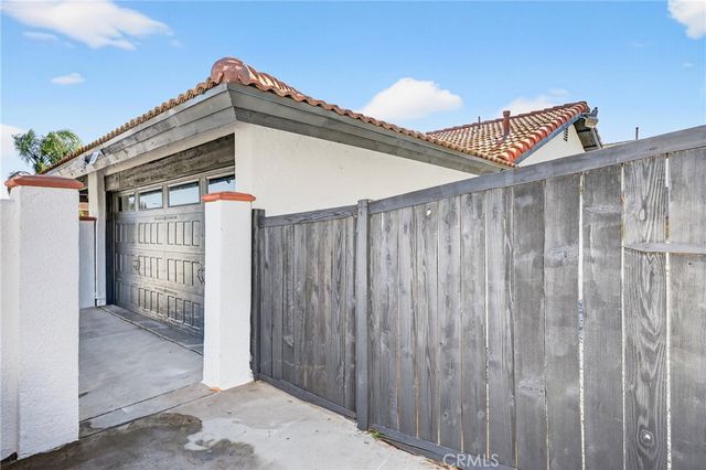 6568 Avenida Mariposa, Jurupa Valley, CA 92509