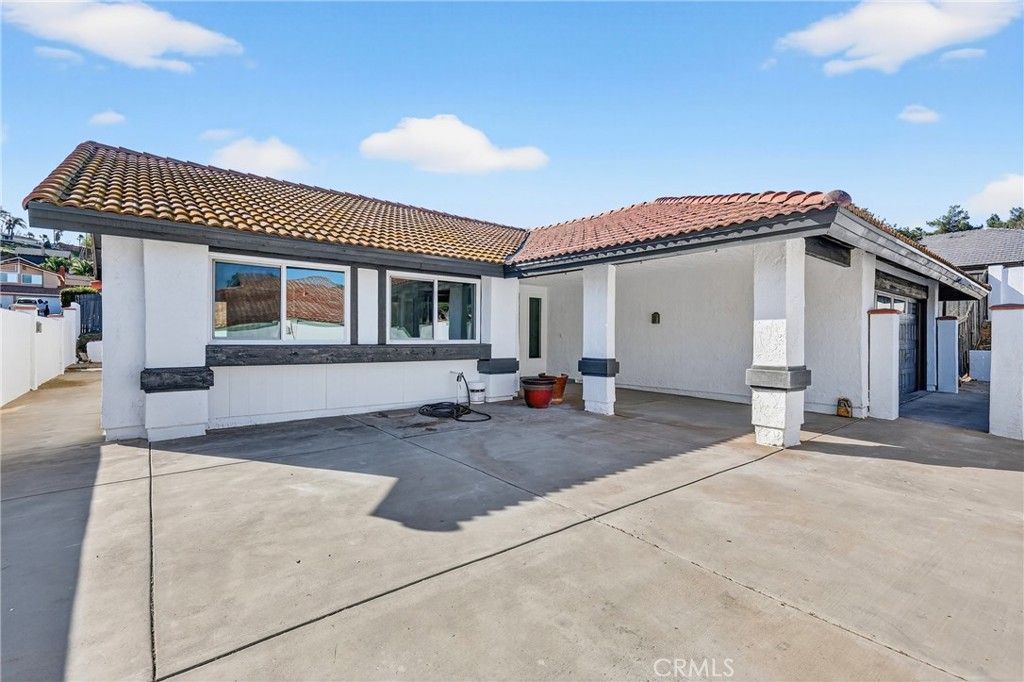 6568 Avenida Mariposa, Jurupa Valley, CA 92509