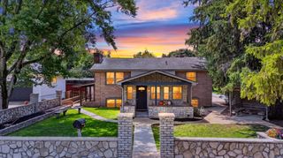 17 E Oak Street, Canal Winchester, OH 43110