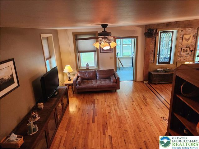 861 Municipal Road, Lehigh Twp, PA 18088