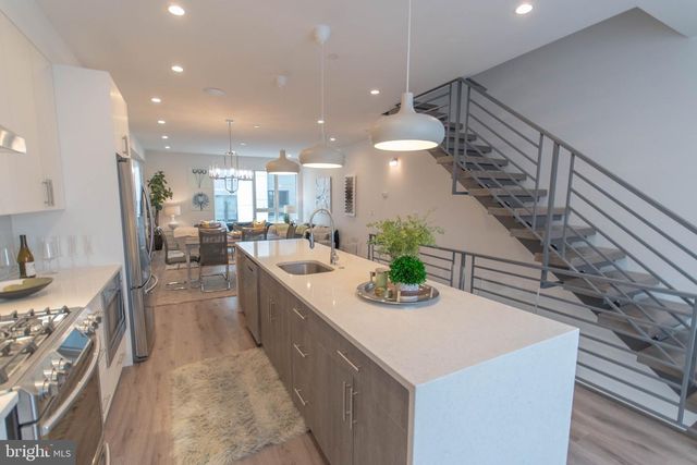 105 OLIVE ST, Philadelphia, PA 19123
