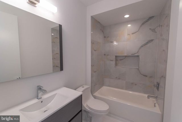 105 OLIVE ST, Philadelphia, PA 19123