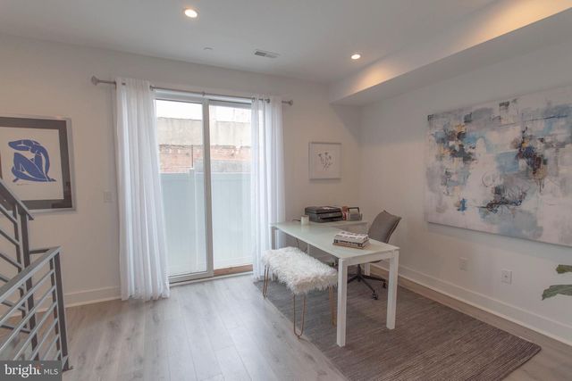 105 OLIVE ST, Philadelphia, PA 19123