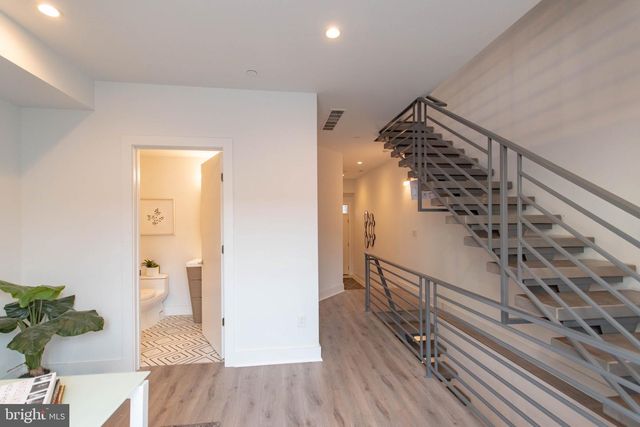 105 OLIVE ST, Philadelphia, PA 19123