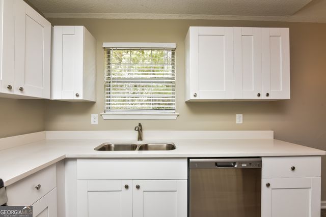 2531 Willenhall Way, Lithonia, GA 30058