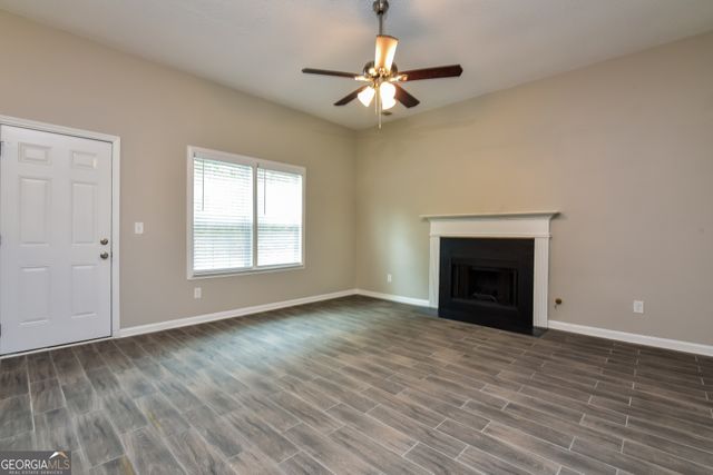 2531 Willenhall Way, Lithonia, GA 30058