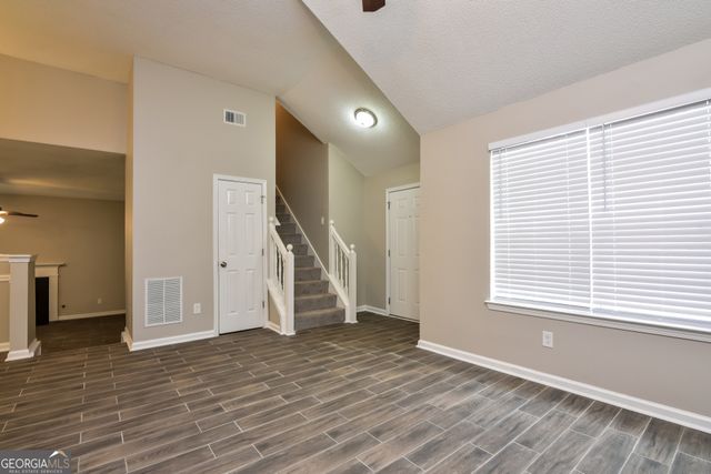 2531 Willenhall Way, Lithonia, GA 30058