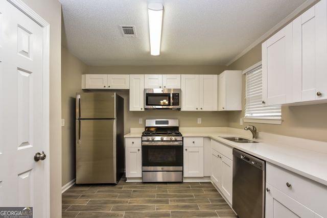 2531 Willenhall Way, Lithonia, GA 30058