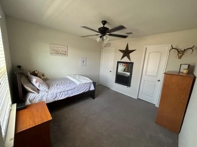 400 Fieldstone RD, Liberty Hill, TX 78642
