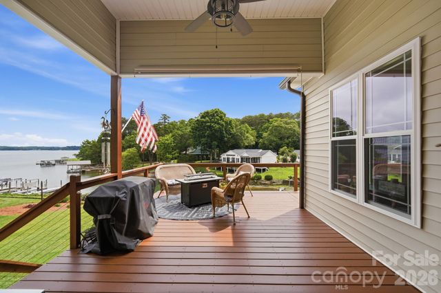 913 Lake Club Drive, Rock Hill, SC 29732