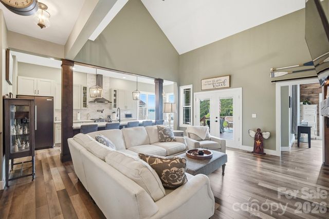 913 Lake Club Drive, Rock Hill, SC 29732