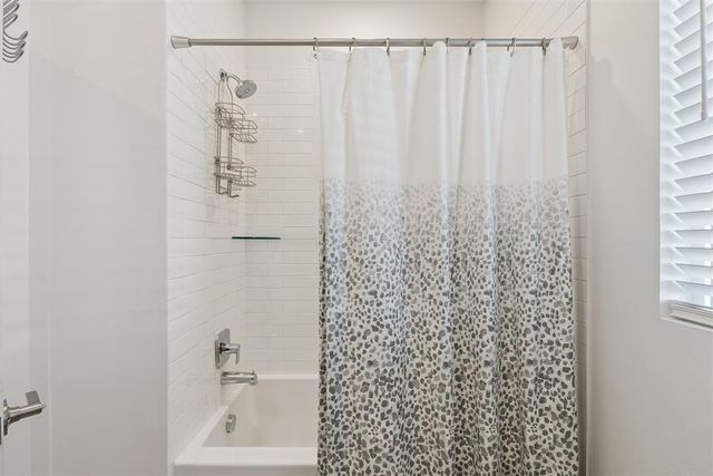 15404 Avalon Lane, Edmond, OK 73013