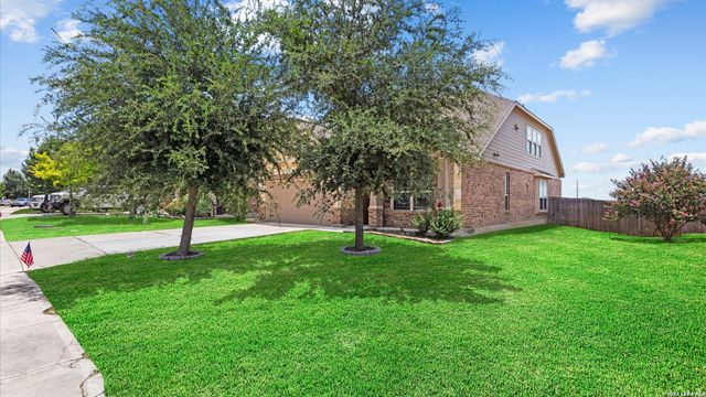 1865 LOGAN TRL, New Braunfels, TX 78130