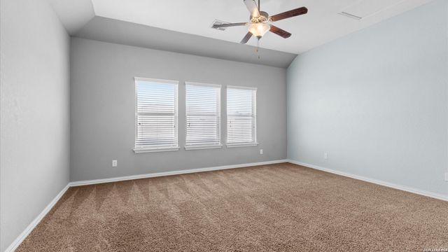 1865 LOGAN TRL, New Braunfels, TX 78130