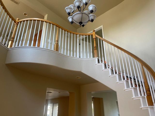 8747 Gessnger Dr, Elk Grove, CA 95624