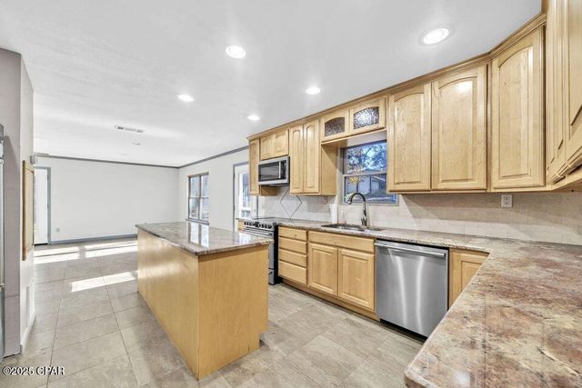 211 Holland Road, Defuniak Springs, FL 32433