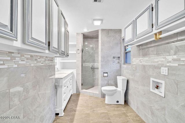 211 Holland Road, Defuniak Springs, FL 32433