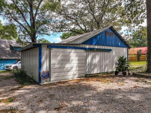 211 Holland Road, Defuniak Springs, FL 32433