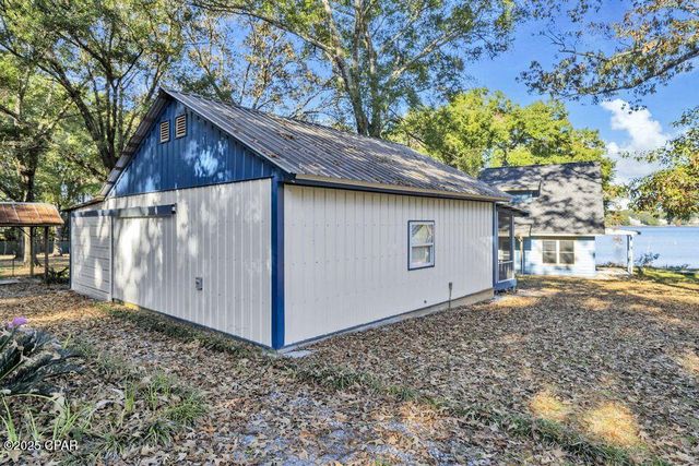 211 Holland Road, Defuniak Springs, FL 32433