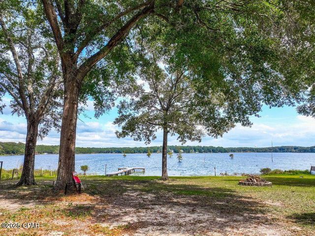 211 Holland Road, Defuniak Springs, FL 32433