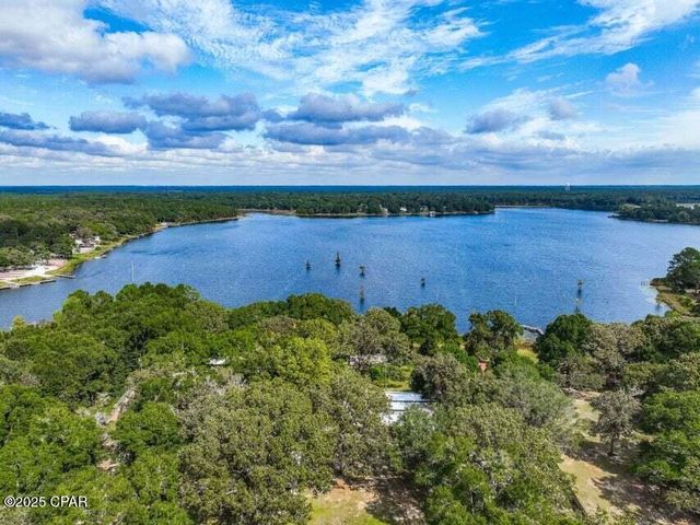 211 Holland Road, Defuniak Springs, FL 32433