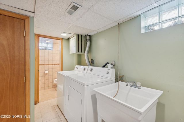 1374 Wildwood Road, Toledo, OH 43614