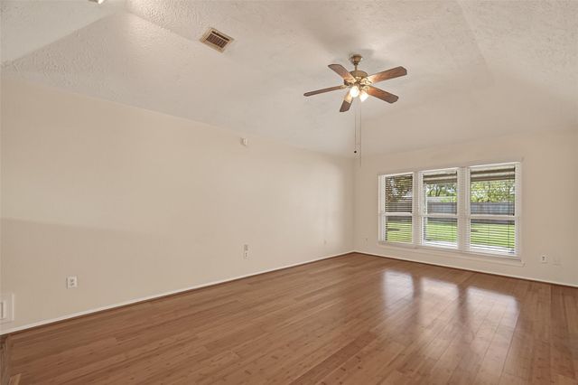 2905 Park Shadow Lane, Deer Park, TX 77536