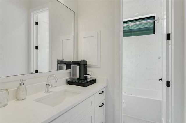 13322 Galleria CIR, Austin, TX 78738