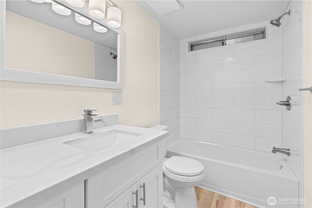 141 E Rasor Place, Belfair, WA 98528