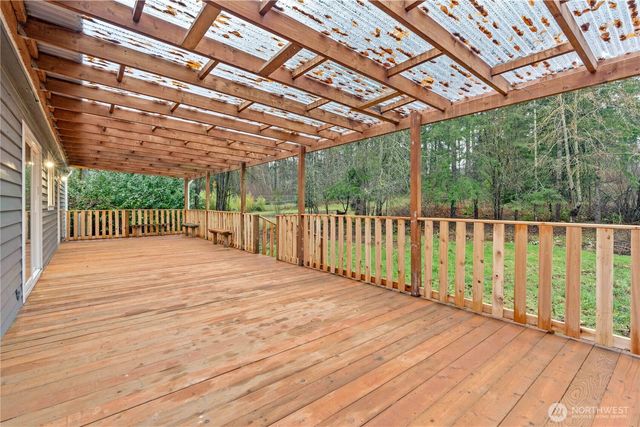 141 E Rasor Place, Belfair, WA 98528