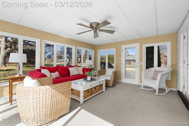 38621 Santa Barbara Street, Clinton Charter Township, MI 48036