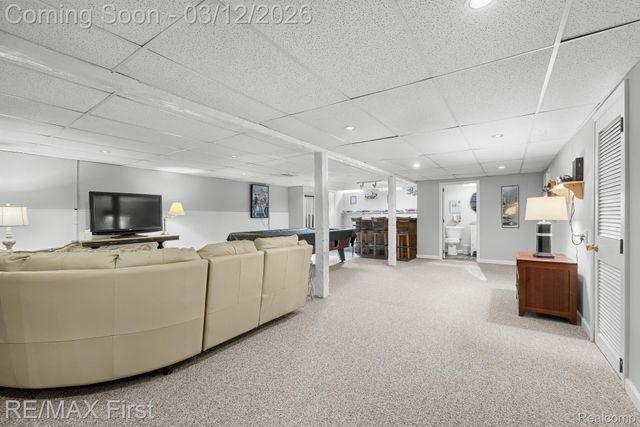 38621 Santa Barbara Street, Clinton Charter Township, MI 48036